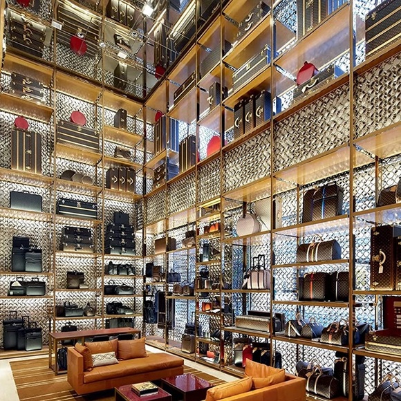 Louis Vuitton Coffee Table Book modern luxury NEW SOLD OUT - Picture 6 of 7